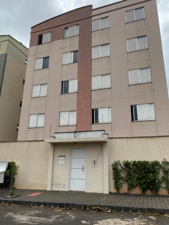 Otima Localizacao! Leilighet Uberlândia Eksteriør bilde